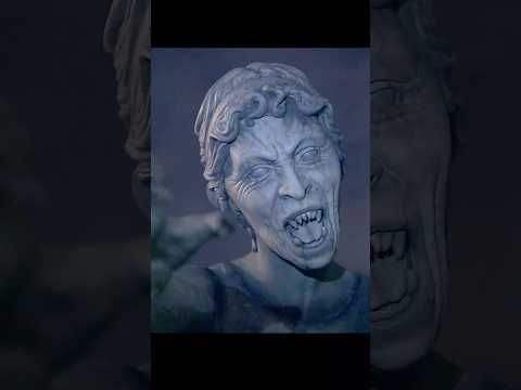 The weeping angel can only move if they’re unseen 😱#movie #shorts